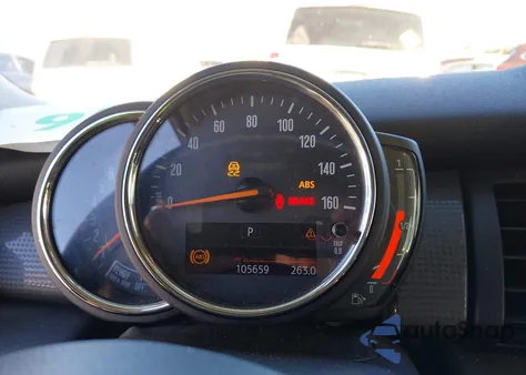 2018 Mini Hardtop Cooper z USA, uszkodzony, nr VIN WMWXU1C55J2F79895